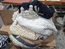 34 · 4 X ASSORTED WOVEN BEDSPREADS (1 X BOX)