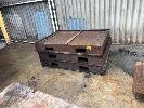 329 · 3 x STEEL HEAVY DUTY PALLET BASES