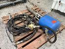 98 · PNEUMATIC PUMP, BINKS, MOD: B8, WITH PICK UP, REGULATOR & HOSES NO GST