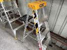 5 X Bailey & Gorilla Aluminium Step Ladders,, 1170mm