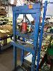 157 · GARAGE PRESS, RISE/FALL TABLE, 15 TONNE JACK