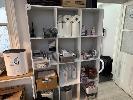 295 · WHITE LAMINATE TIMBER SHELVING BAY & CONTENTS, OF SUNDRIES, INCLUDING LARGE QUANTITY EYE LASHES,, KEVIN MURPHY RINSES, ETC