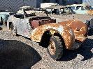21 · TRIUMPH ROADSTER, CIRCA 1940,s, 4 CYLINDER ENGINE, 2 DOOR, NO KEYS,, , NOTE: SOLD WITH NO PLATES, REGISTRATION CAN NOT BE TRANSFERRED, (NO PAPERS, NO OWNER'S MANUAL, NO SERVICE BOOKS)