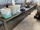 47 · LONG HEAVY DUTY STEEL FRAME BENCH, 600 x 900mm & 125mm VICE