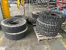 82 · CRANE SET TYRES, OFF 20 TONNE FRANNA, 4 x BRIDGESTONE, V STEEL RIB 180, 1400 R20, 20PR, 4 ADVANCE 1400 R20 GLO734