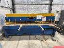 118 · HYDRAULIC GUILLOTINE, ACRA SHEAR BY LEETON STEEL WORKS, MOD: AU8019, CAPACITY: 4.8mm MILD STEEL OVER 2400mm, FOOT CONTROL, ES, 415V, PEDESTAL CONTROL, ES, SAFETY BEAMS REAR, WITH HAND BOOK