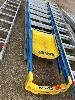 422 · FIBREGLASS PLATFORM LADDER, BAILEY, 8'
