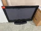 20 · AWN 42" CTV & STAND