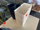 122 · 10 x PVC BUCKETS, 16 x PLASTIC ICE BUCKETS